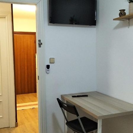 Alojamiento Calma L'Hospitalet de Llobregat Dış mekan fotoğraf